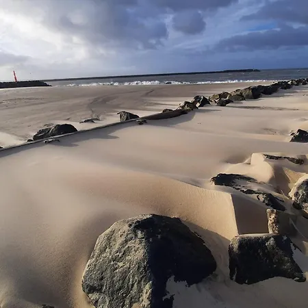 Seaside Serenity In Hvide Sande-by Traum *
