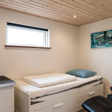 Seaside Serenity In Hvide Sande-by Traum