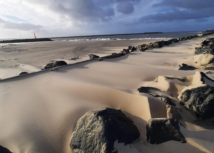 Seaside Serenity In Hvide Sande-by Traum *